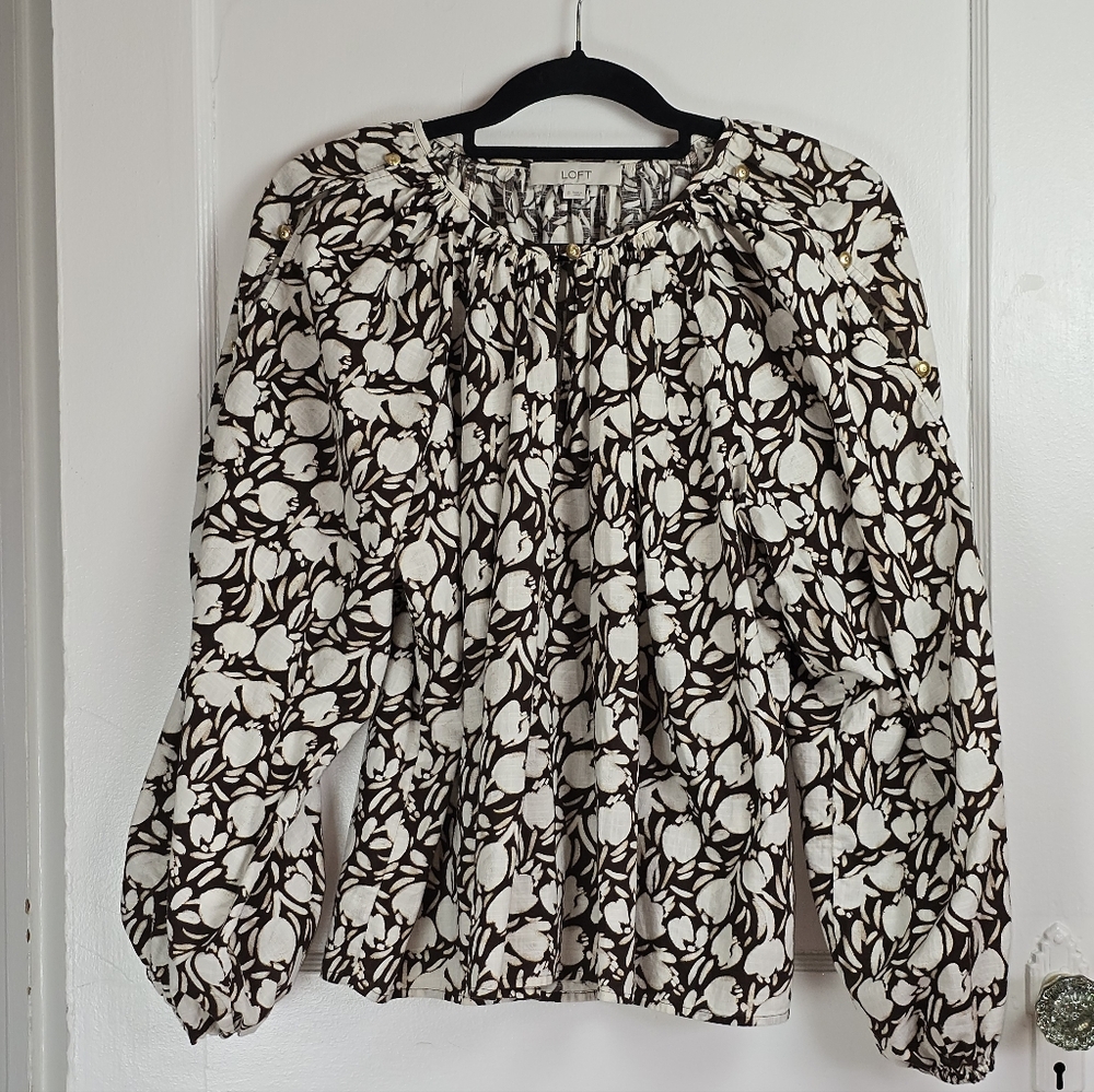LOFT Flowy Brown and White Floral Cotton Blouse Like New S